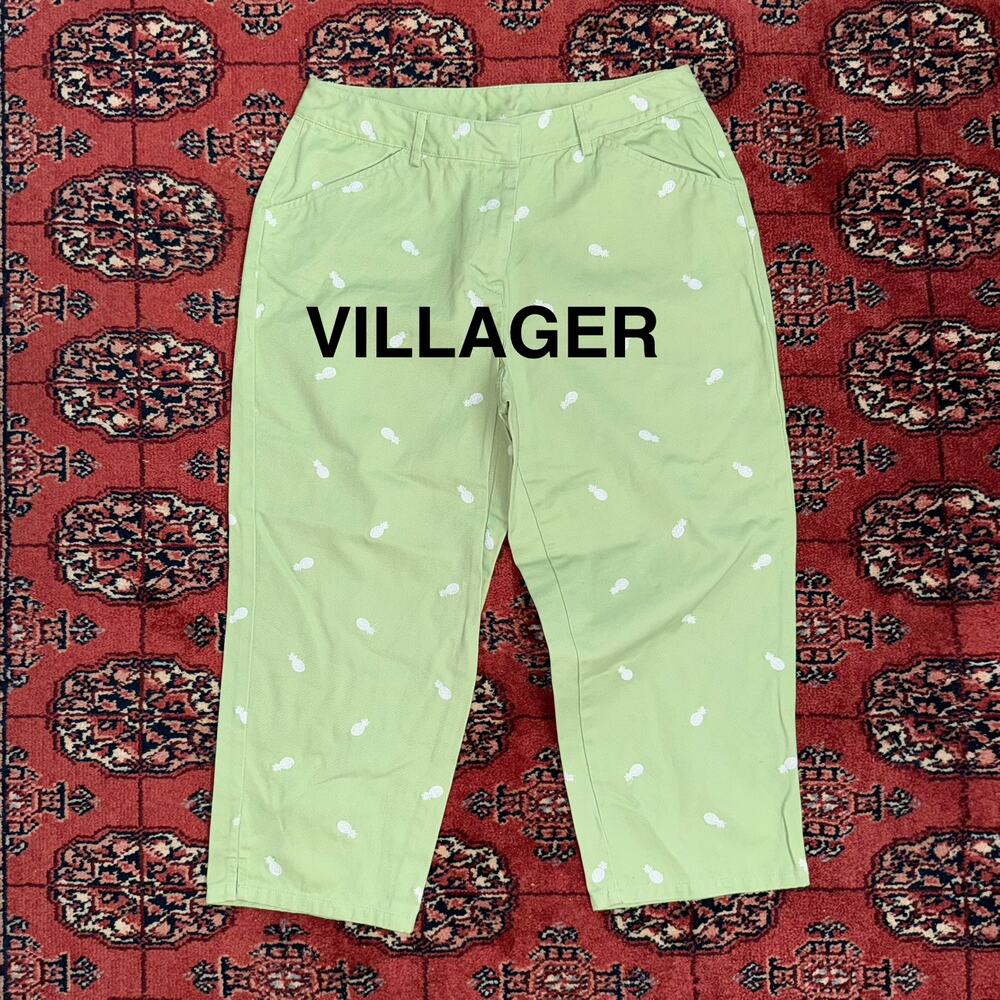 Villager 10 White Pineapples Embroidered on Lime Green 100% Cotton Cropped Pants
